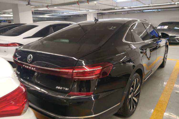 Used Volkswagen Passat 2024 380TSI Dragon Edition Rear Right 45 Deg