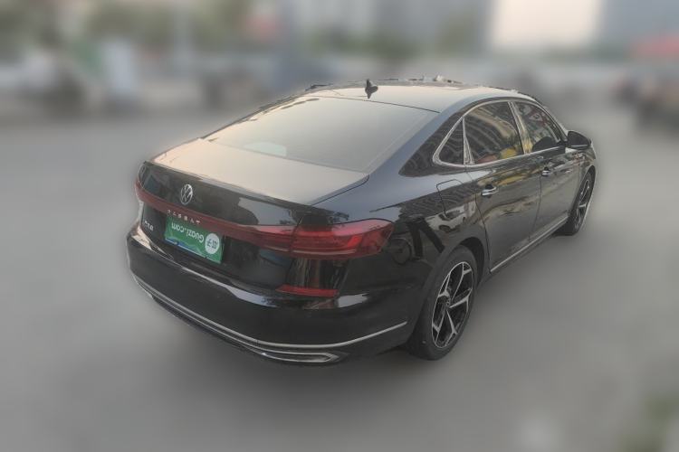 Used Volkswagen Passat 2024 330TSI Starry Elite Edition Rear Right 45 Deg