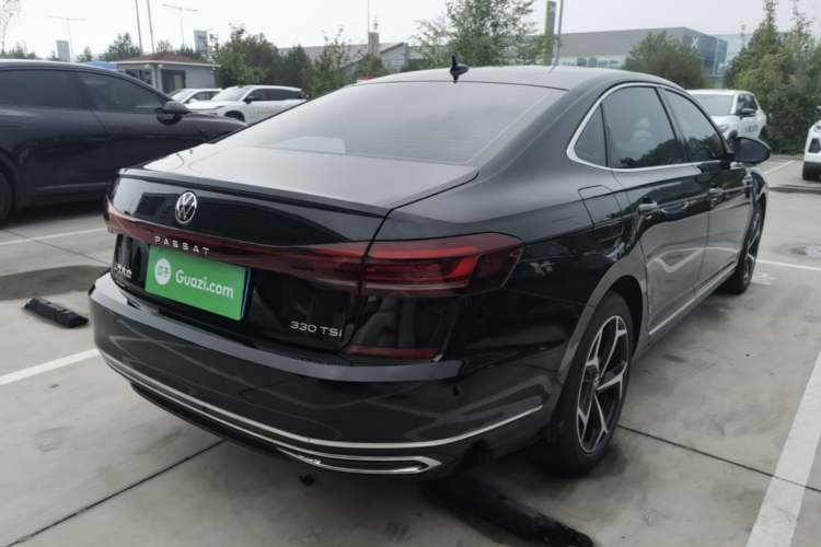 Used Volkswagen Passat 2024 330TSI Starry Elite Edition Rear Right 45 Deg