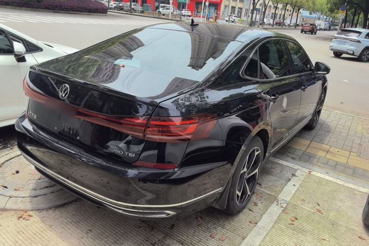 Used Volkswagen Passat 2024 380TSI Starry Dragon Edition Rear Right 45 Deg
