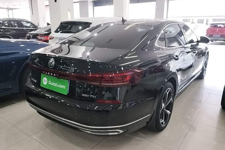 Used Volkswagen Passat 2024 380TSI Starry Elite Edition Rear Right 45 Deg
