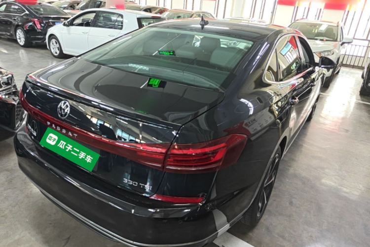 Used Volkswagen Passat 2024 330TSI Starry Elite Edition Rear Right 45 Deg