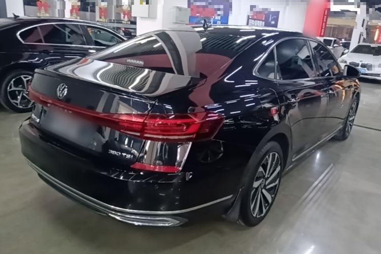 Used Volkswagen Passat 2024 380TSI Dragon Glory Edition Rear Right 45 Deg