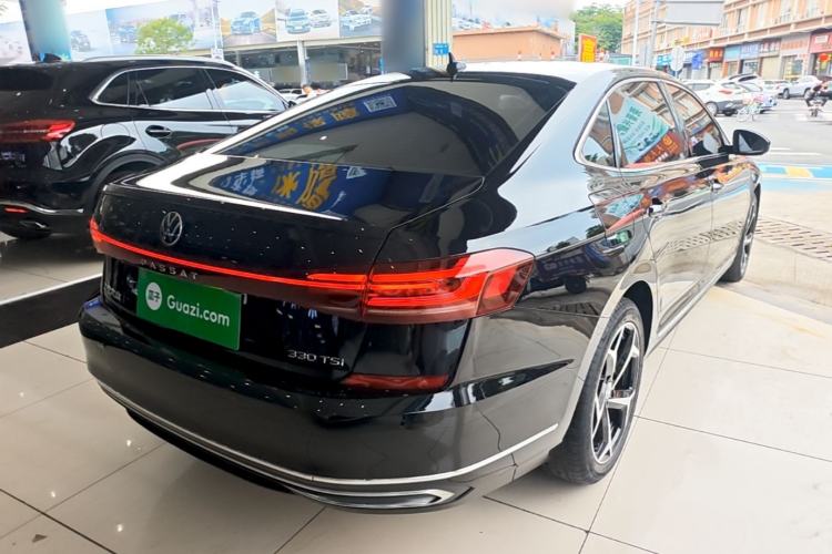 Used Volkswagen Passat 2024 330TSI Starry Elite Edition Rear Right 45 Deg