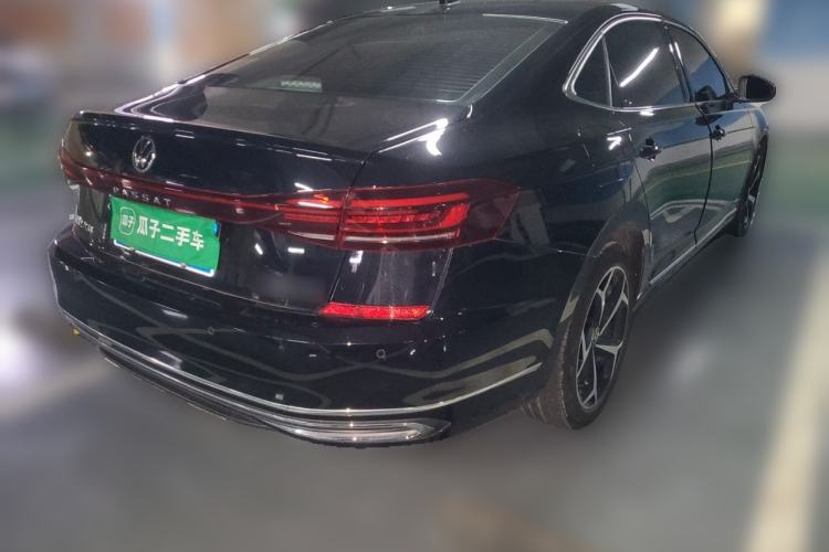 Used Volkswagen Passat 2024 330TSI Starry Elite Edition Rear Right 45 Deg