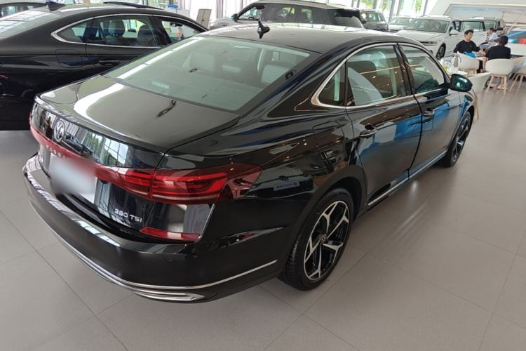 Used Volkswagen Passat 2024 380TSI Starry Dragon Edition Rear Right 45 Deg