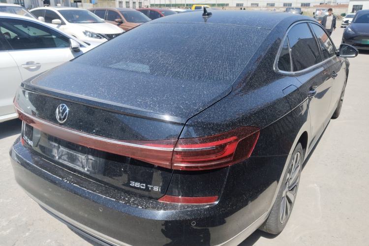 Used Volkswagen Passat 2024 380TSI Dragon Glory Edition Rear Right 45 Deg