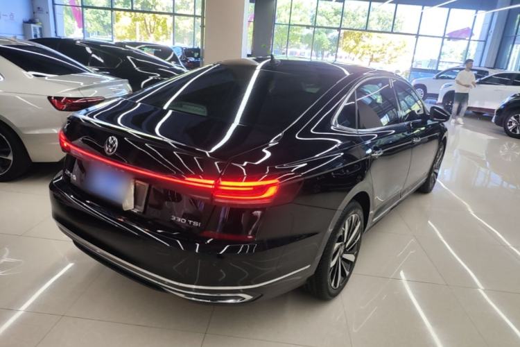 Used Volkswagen Passat 2024 330TSI Elite Edition Rear Right 45 Deg