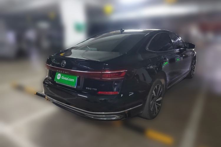Used Volkswagen Passat 2024 330TSI Elite Edition Rear Right 45 Deg