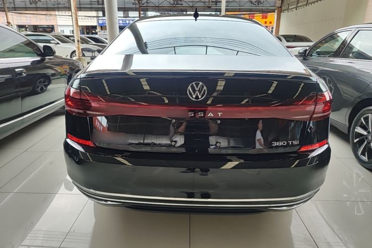 Used Volkswagen Passat 2024 380TSI Starry Luxury Edition Rear