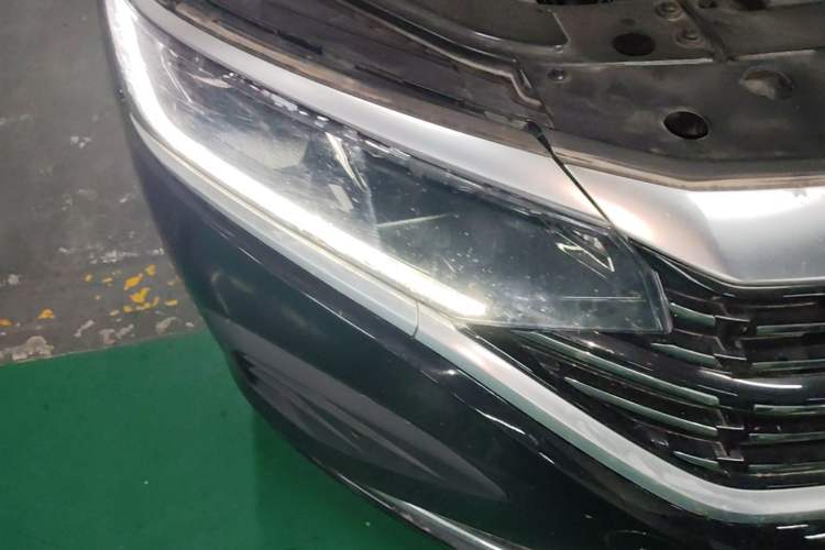 Used Volkswagen Passat 2024 330TSI Elite Edition Right Front Headlight