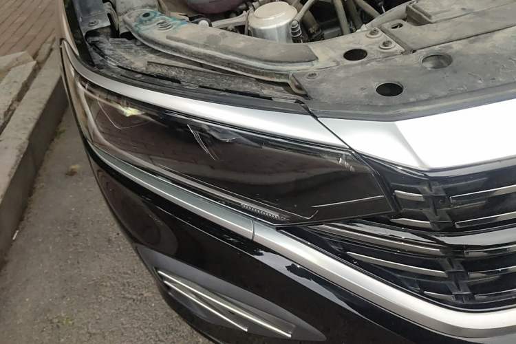 Used Volkswagen Passat 2024 280TSI Elite Edition Right Front Headlight