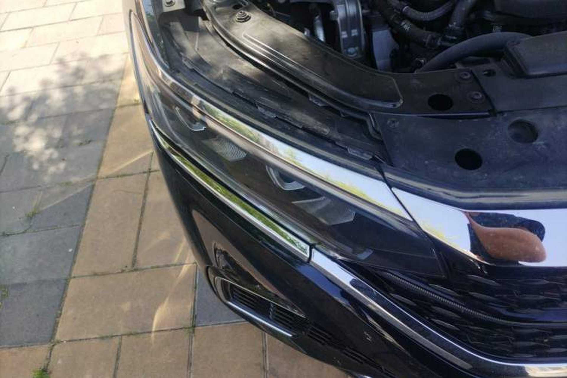 Used Volkswagen Passat 2024 380TSI Starry Dragon Edition Right Front Headlight