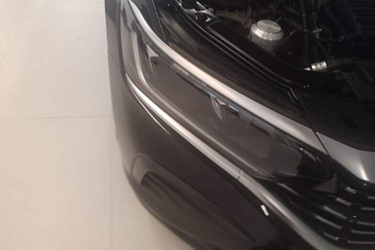 Used Volkswagen Passat 2024 280TSI Business Edition Right Front Headlight