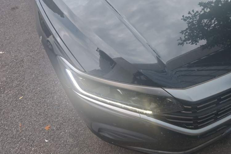 Used Volkswagen Passat 2024 380TSI Elite Edition Right Front Headlight