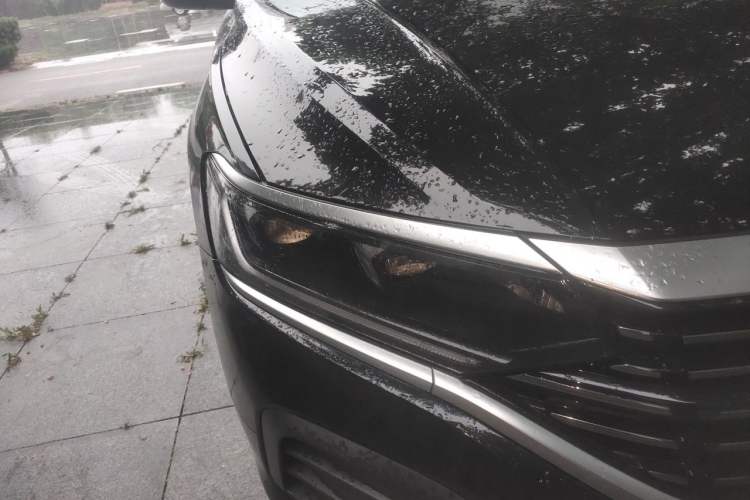 Used Volkswagen Passat 2024 330TSI Elite Edition Right Front Headlight