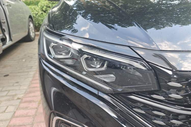 Used Volkswagen Passat 2024 380TSI Starry Luxury Edition Right Front Headlight