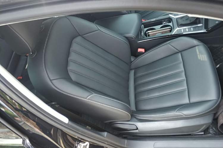 Used Volkswagen Passat 2024 280TSI Business Edition Right Front Seat