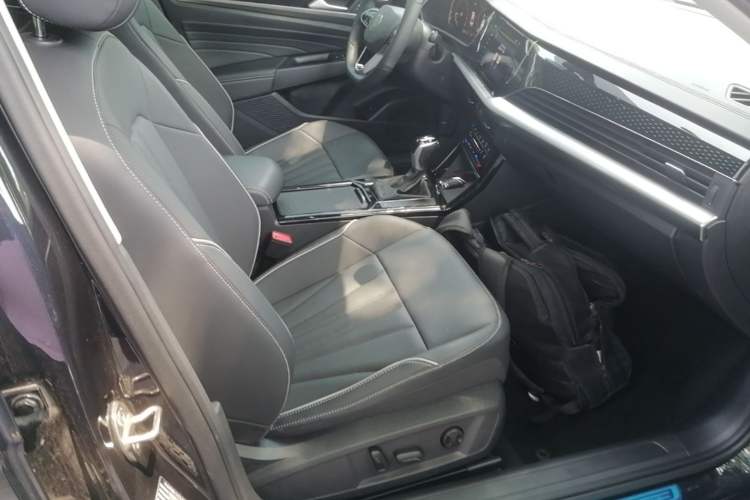Used Volkswagen Passat 2024 280TSI Starry Elite Edition Right Front Seat