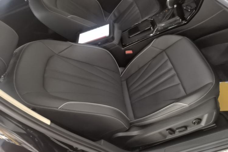 Used Volkswagen Passat 2024 380TSI Starry Dragon Edition Right Front Seat