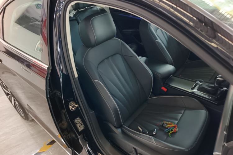 Used Volkswagen Passat 2024 380TSI Luxury Edition Right Front Seat