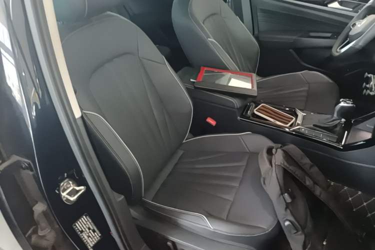Used Volkswagen Passat 2024 330TSI Elite Edition Right Front Seat