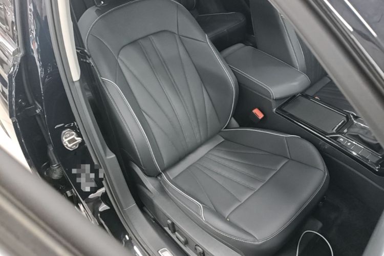 Used Volkswagen Passat 2024 380TSI Luxury Edition Right Front Seat