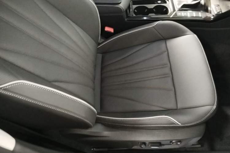 Used Volkswagen Passat 2024 380TSI Luxury Edition Right Front Seat