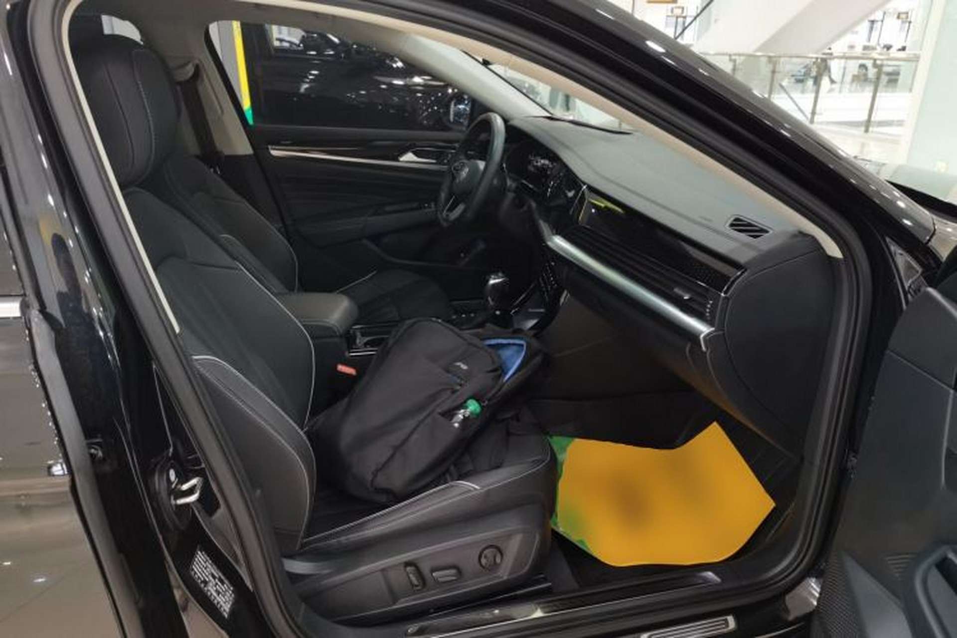 Used Volkswagen Passat 2024 380TSI Elite Edition Right Front Seat