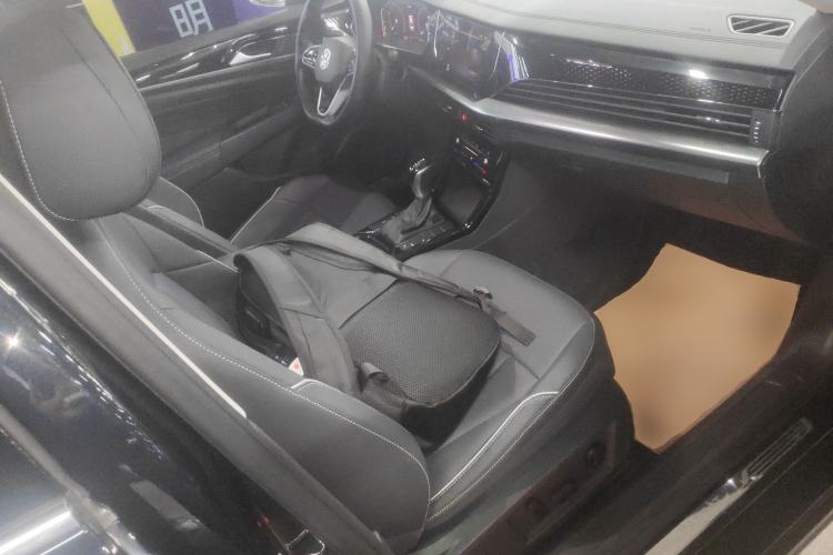 Used Volkswagen Passat 2024 380TSI Dragon Edition Right Front Seat