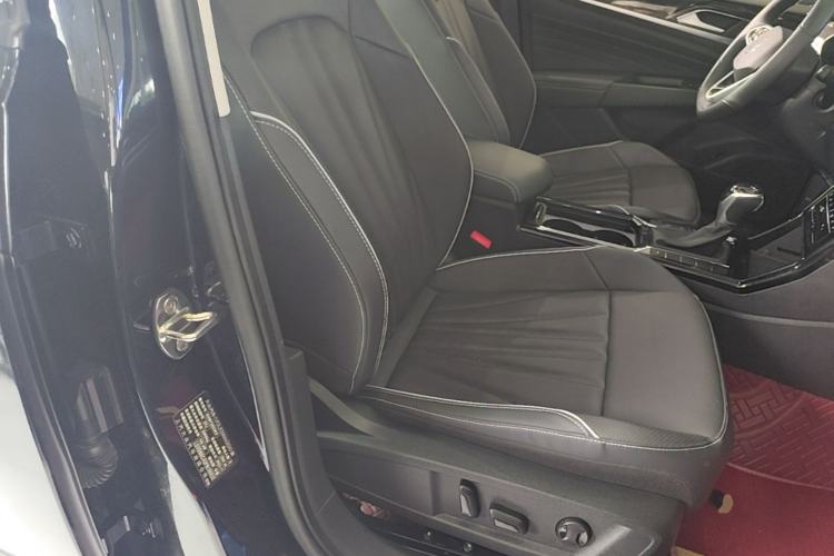 Used Volkswagen Passat 2024 380TSI Elite Edition Right Front Seat