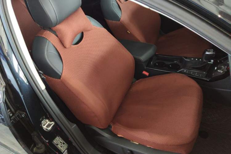 Used Volkswagen Passat 2024 380TSI Dragon Edition Right Front Seat