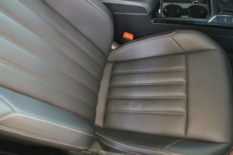 Used Volkswagen Passat 2024 280TSI Business Edition Right Front Seat