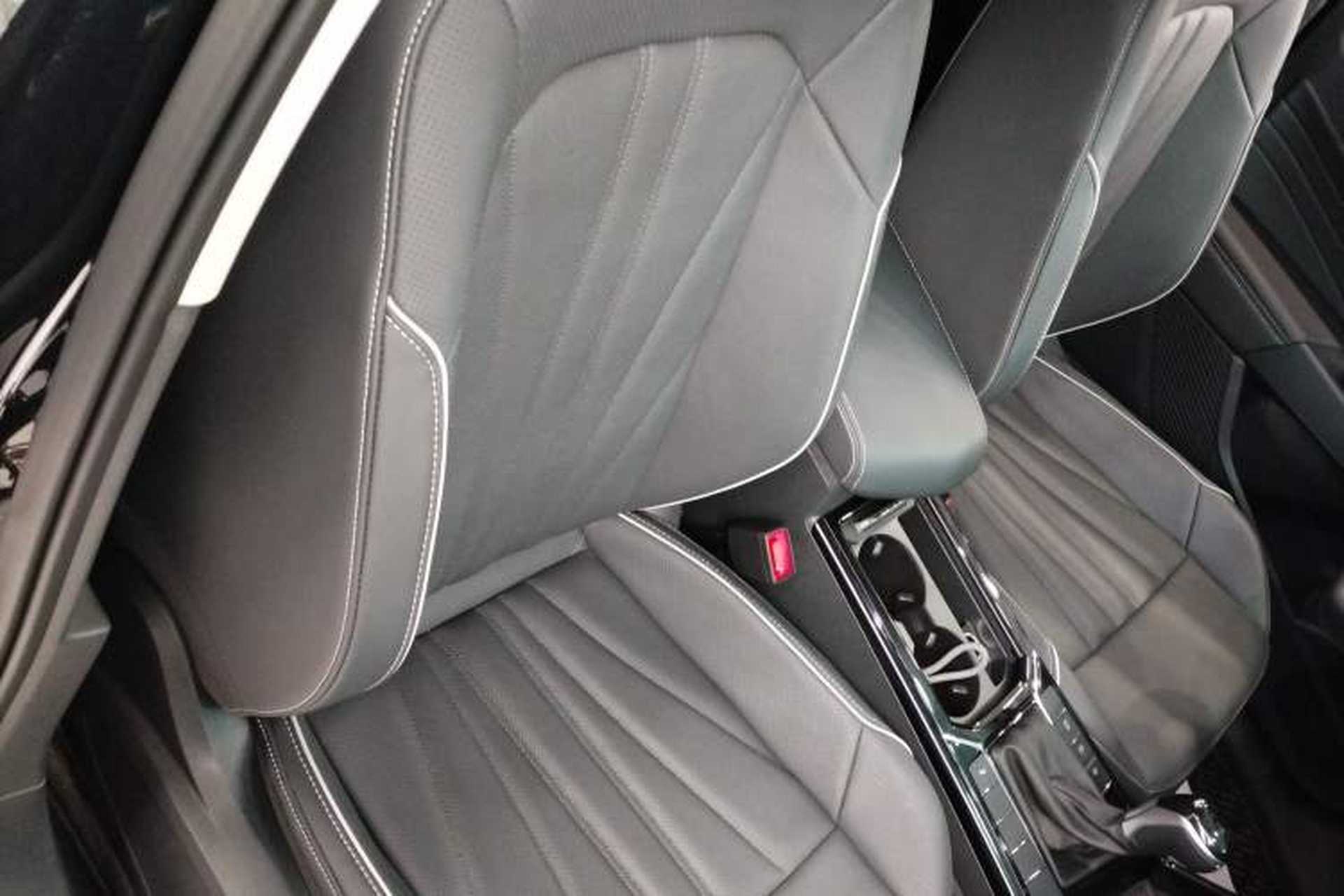 Used Volkswagen Passat 2024 380TSI Starry Dragon Edition Right Front Seat