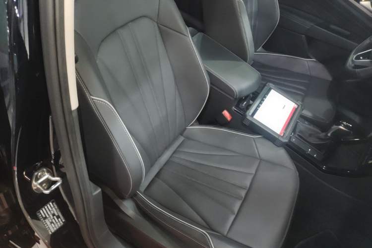 Used Volkswagen Passat 2024 330TSI Starry Elite Edition Right Front Seat