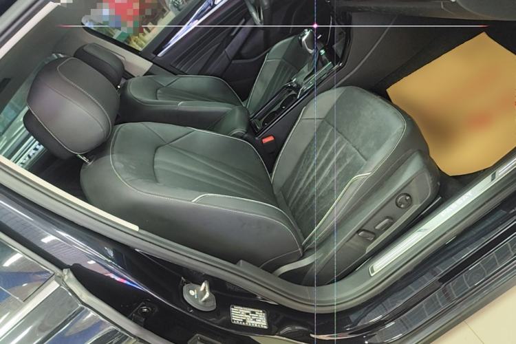 Used Volkswagen Passat 2024 380TSI Luxury Edition Right Front Seat