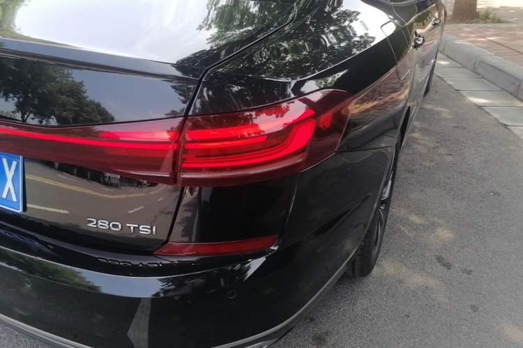 Used Volkswagen Passat 2024 280TSI Starry Elite Edition Right Rear Taillight