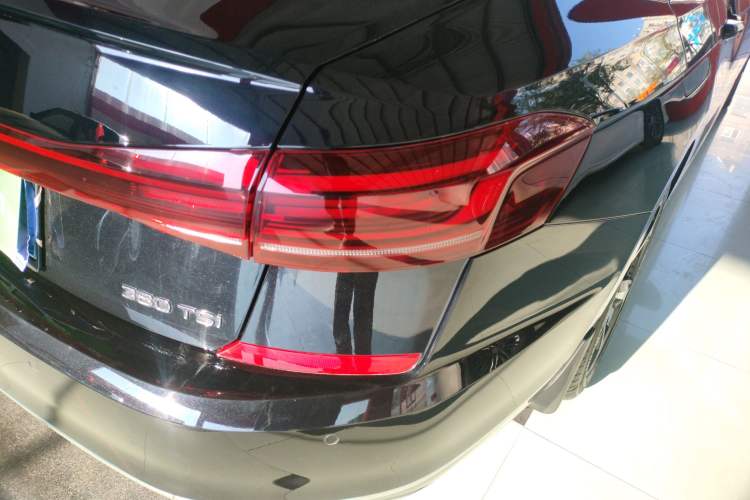 Used Volkswagen Passat 2024 380TSI Starry Elite Edition Right Rear Taillight