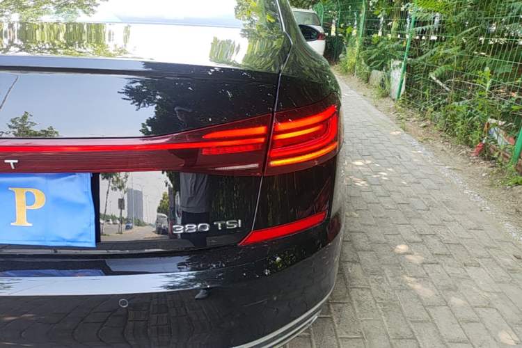Used Volkswagen Passat 2024 380TSI Starry Elite Edition Right Rear Taillight