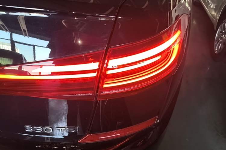 Used Volkswagen Passat 2024 330TSI Starry Elite Edition Right Rear Taillight