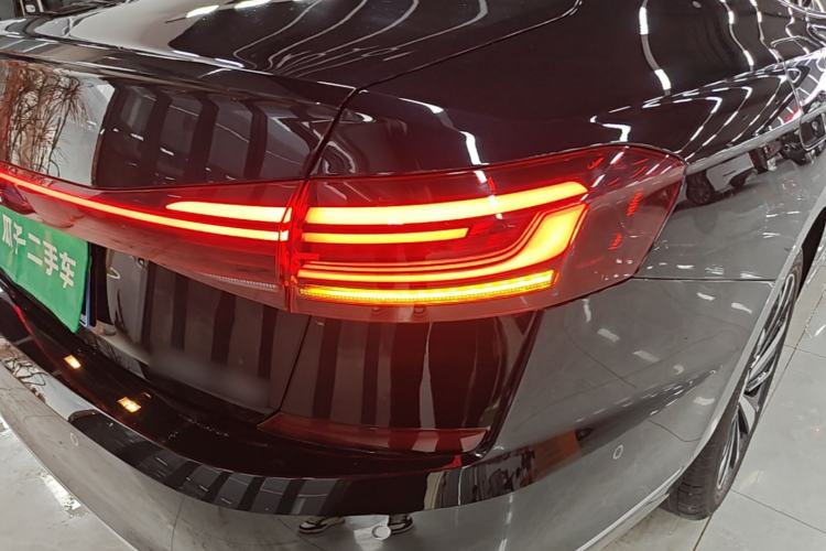 Used Volkswagen Passat 2024 380TSI Dragon Glory Edition Right Rear Taillight
