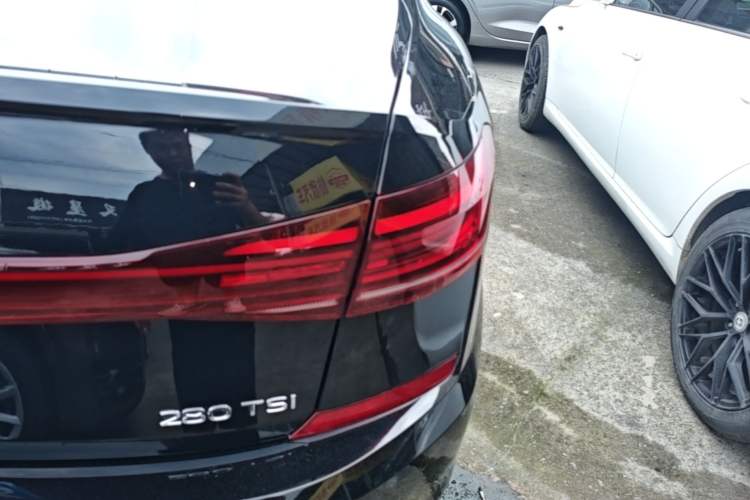 Used Volkswagen Passat 2024 280TSI Business Edition Right Rear Taillight