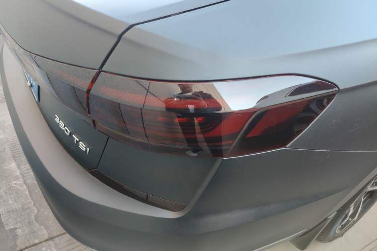 Used Volkswagen Passat 2024 380TSI Starry Elite Edition Right Rear Taillight