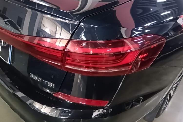 Used Volkswagen Passat 2024 380TSI Dragon Glory Edition Right Rear Taillight
