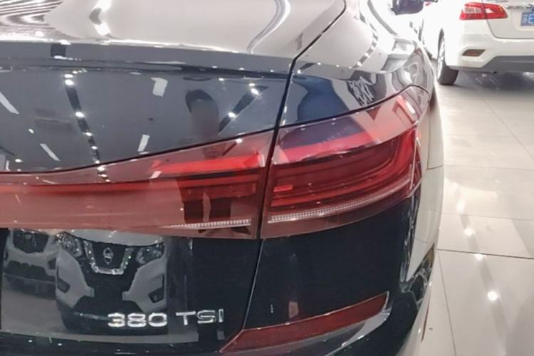 Used Volkswagen Passat 2024 380TSI Starry Elite Edition Right Rear Taillight