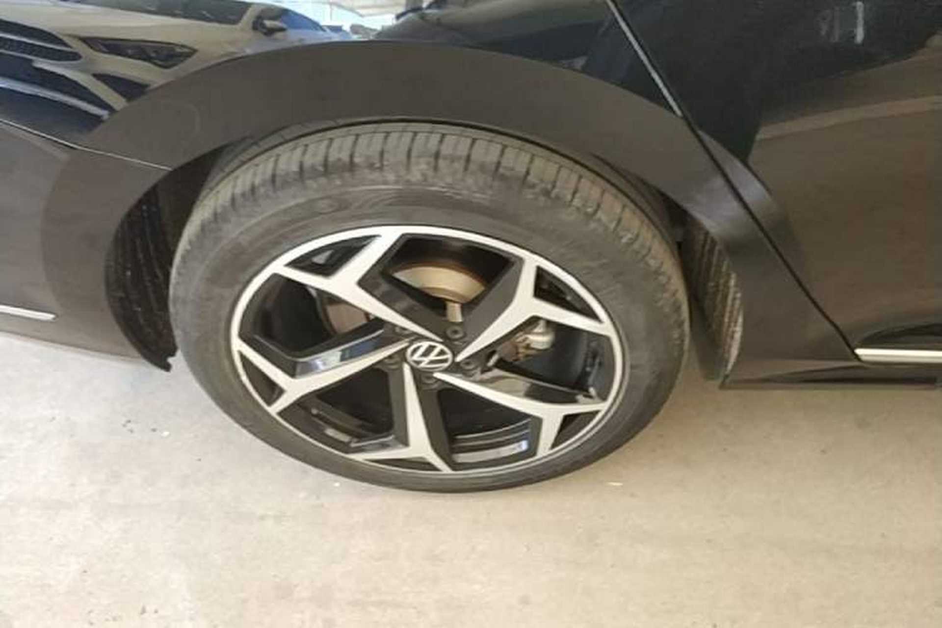 Used Volkswagen Passat 2024 380TSI Starry Luxury Edition Right Rear Wheel Hub