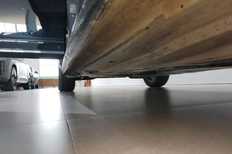 Used Volkswagen Passat 2024 280TSI Business Edition Right Side Sill