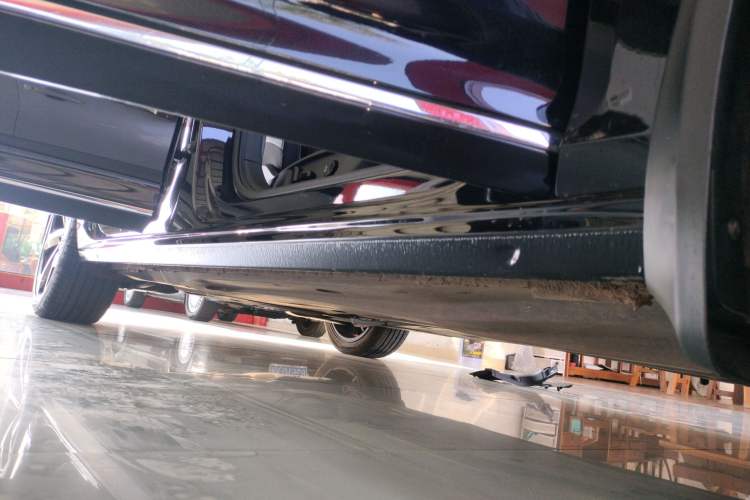 Used Volkswagen Passat 2024 380TSI Starry Elite Edition Right Side Sill