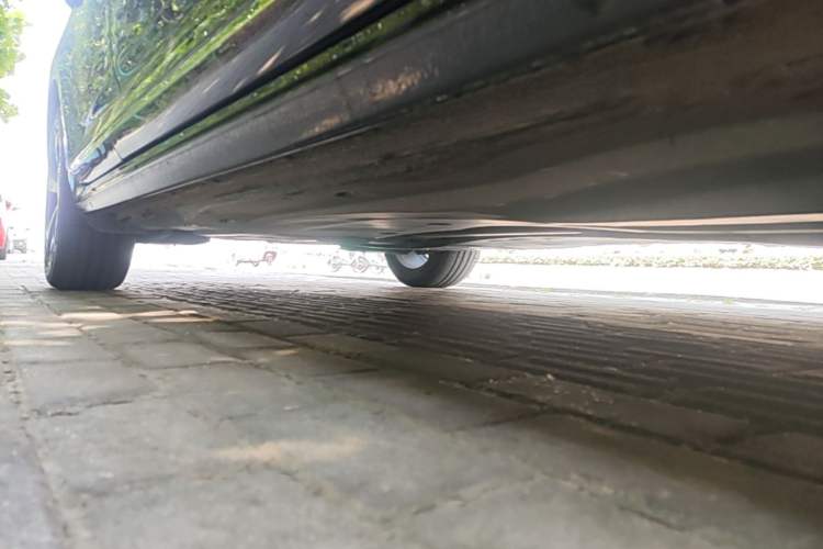 Used Volkswagen Passat 2024 380TSI Starry Elite Edition Right Side Sill
