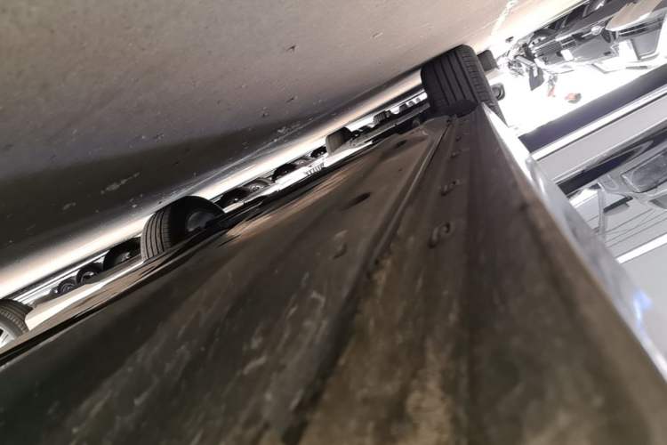 Used Volkswagen Passat 2024 380TSI Dragon Glory Edition Right Side Sill